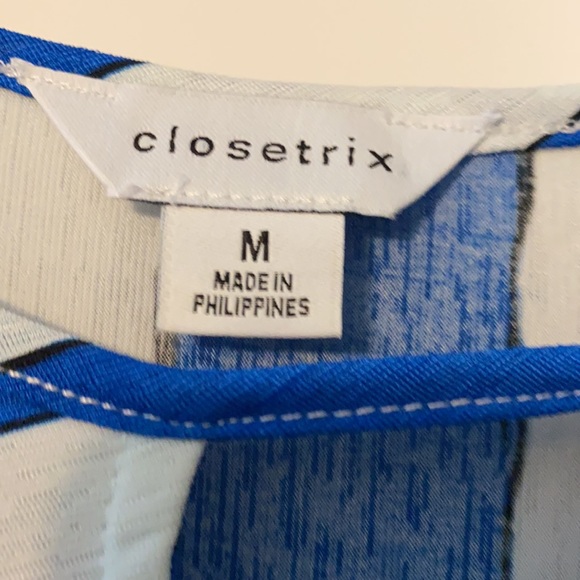 BLUE AND WHITE TOP BY CLOSETRIX. - Picture 2 of 4